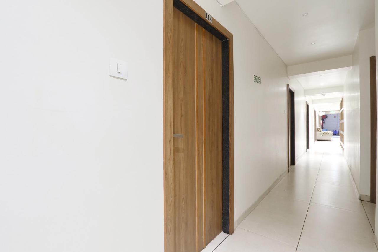 Fabhotel Bharosa Inn Ahmadabad Zewnętrze zdjęcie